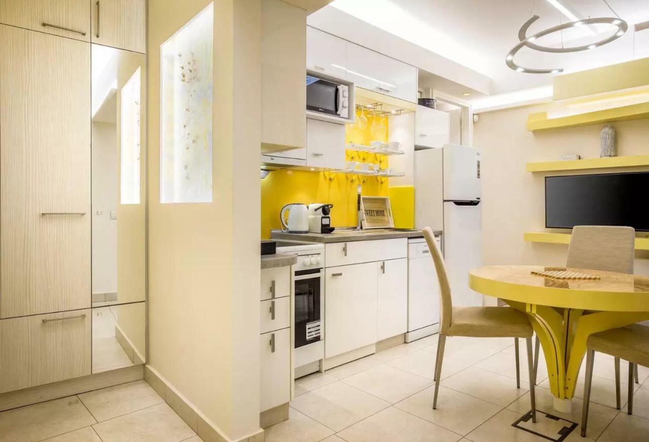 Acropolis Suites - Where Else In Athens? Exteriör bild